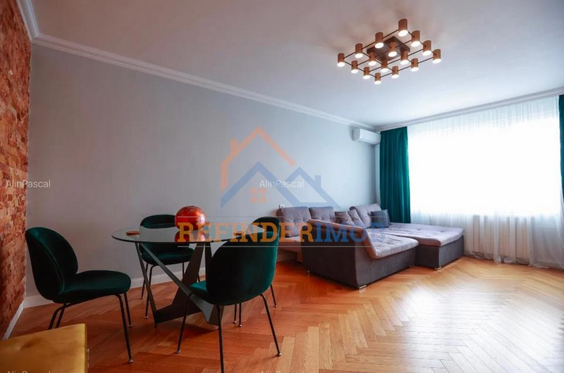 Sala Palatului, apartament 2 cam., ultracentral,