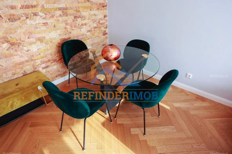 Sala Palatului, apartament 2 cam., ultracentral,