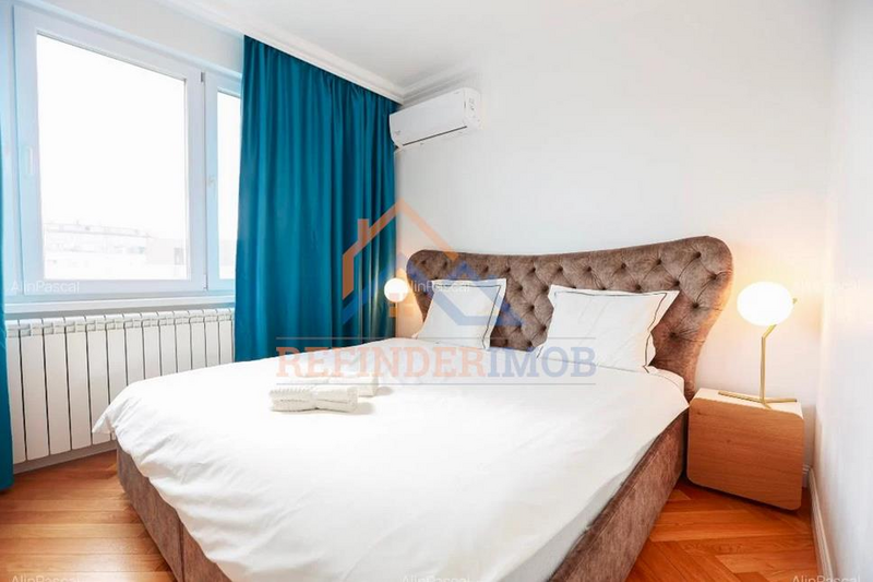 Sala Palatului, apartament 2 cam., ultracentral,